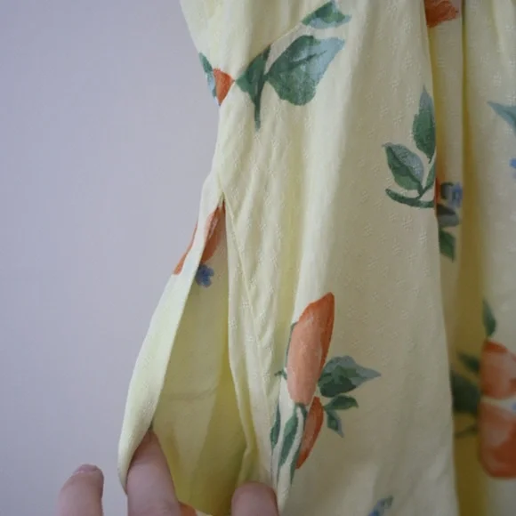 Butter Yellow Romper Size XS Sadie & Sage Orange Blossom Fruit Cottagecore NWOT - Picture 8 of 16